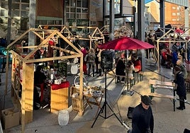 Habrá catorce puestos con decoración navideña y agroalimentaria.