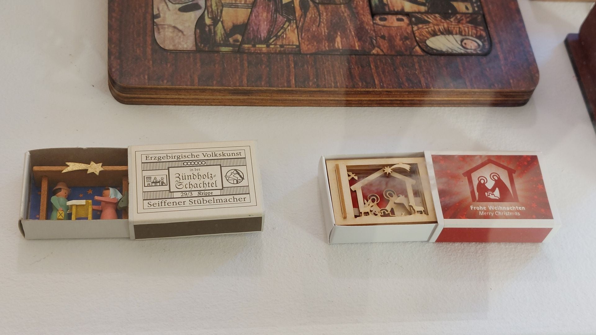 Cientos de belenes en miniatura