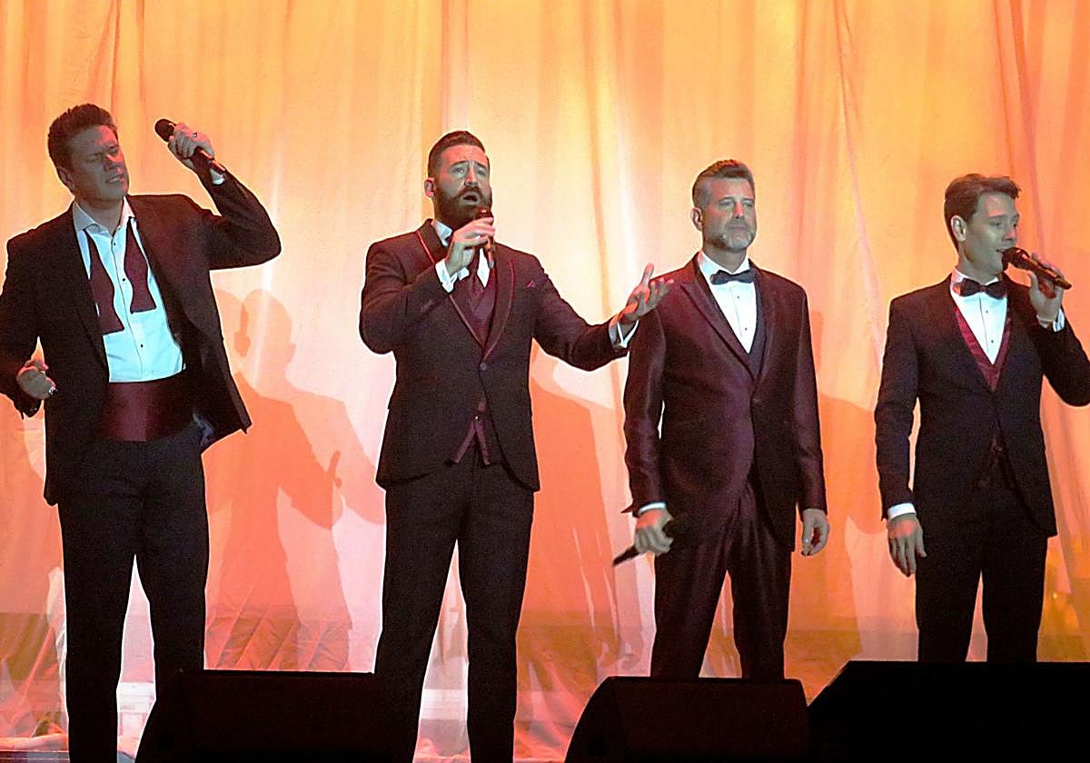 David Miller, Steven LaBrie, Sébastien Izambard y Urs Bühler.