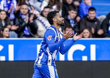 Calebe, sustituido por un golpe en el minuto 51