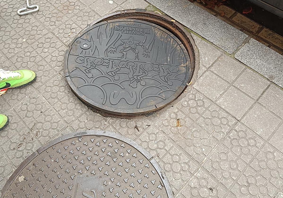 Llegan a Bilbao las curiosas alcantarillas de 'Stranger Things'