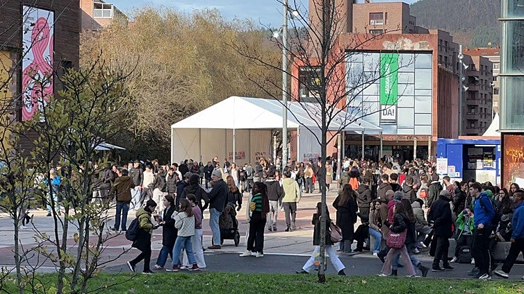 Durangoko Azoka ez dago soilik Landako Gunean