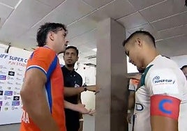 Expulsan a un delantero bilbaíno tras protestar al árbitro por su ropa interior