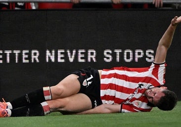Alarma en Athletic: Laporte cae lesionado y podría no volver a jugar hasta 2026