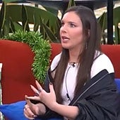 La presentadora de TVE Inés Hernand, a los jóvenes de 'OT': «La izquierda abertzale vasca era pacifista»