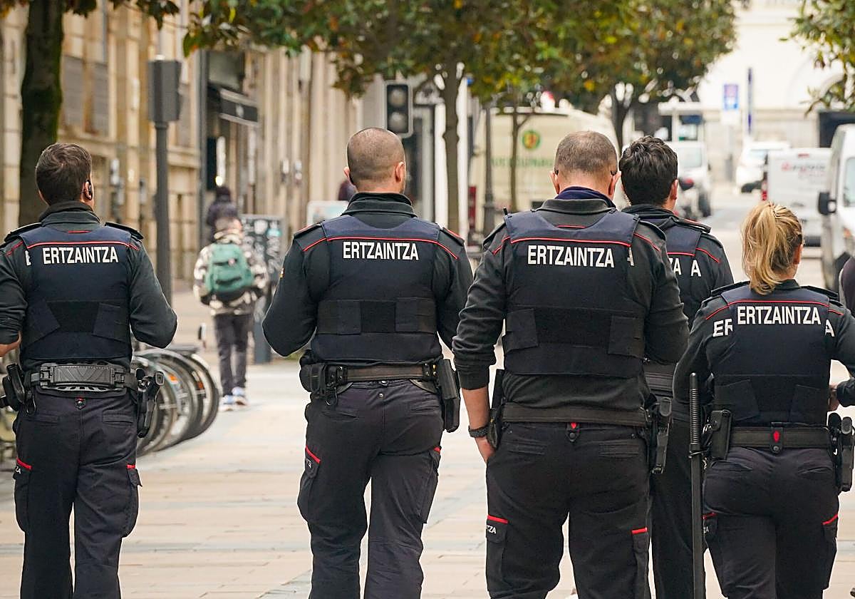 Jubilación activa de agentes para paliar el déficit de plantilla