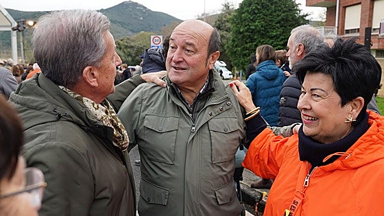 El PNV se revuelve contra Bildu por agitar las puertas giratorias: «No pueden dar lecciones»