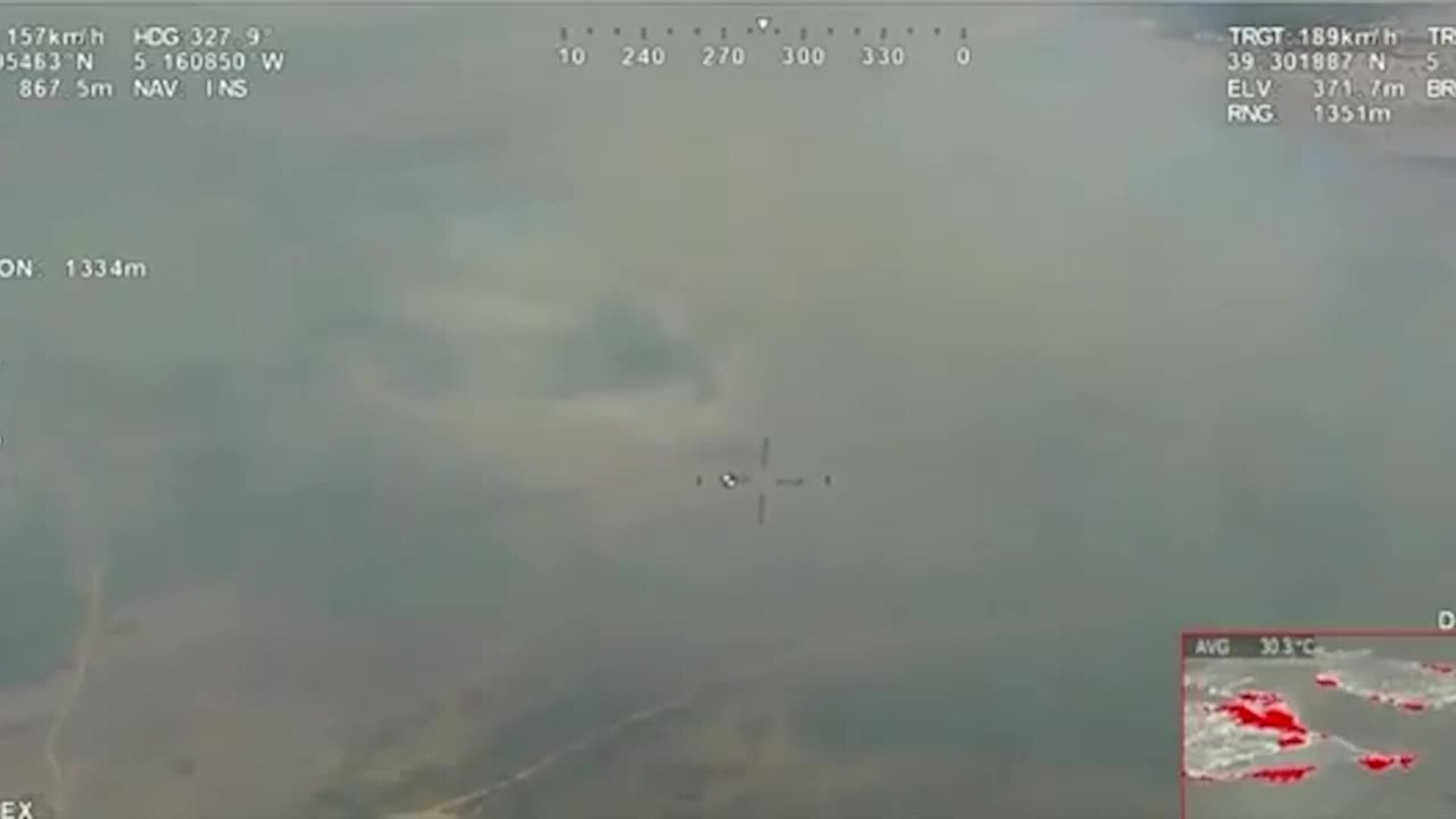 El incendio de Valdecaballeros obliga a evacuar a 440 personas de un camping y de Cíjara