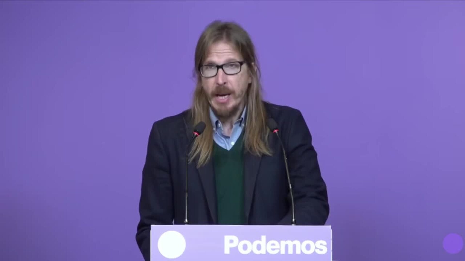 Podemos tacha a Mazón de "miserable"