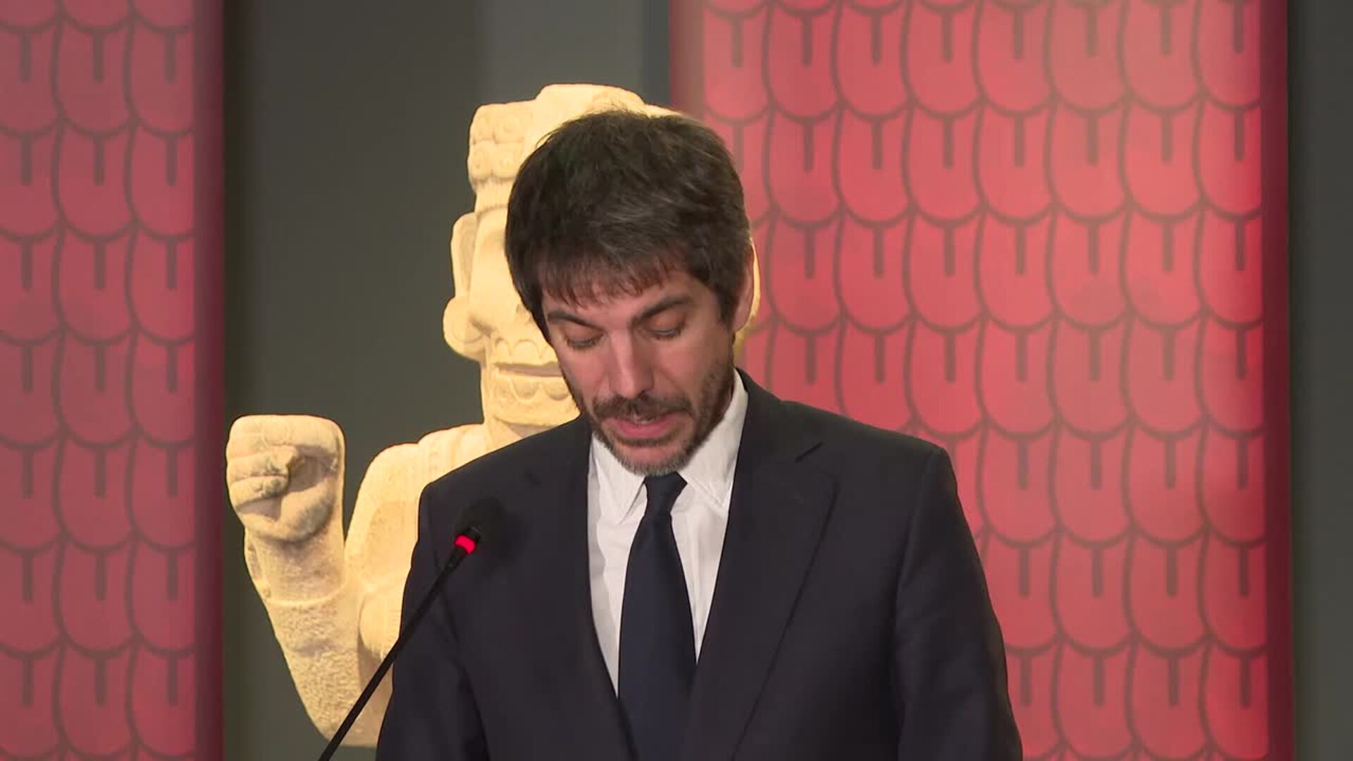 Urtasun: "No hay que tener miedo a palabras como perdón"