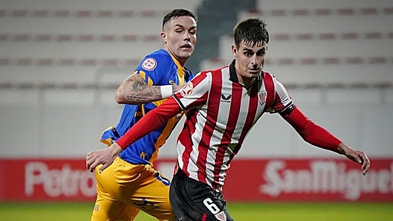 El Bilbao Athletic baja de la nube
