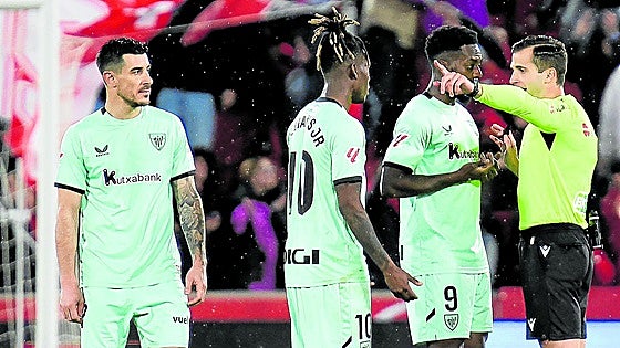 El VAR desquicia a los rojiblancos