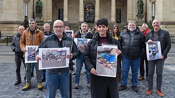 18 ayuntamientos y tres cuadrillas de Álava piden gestionar la recogida de papel y cartón