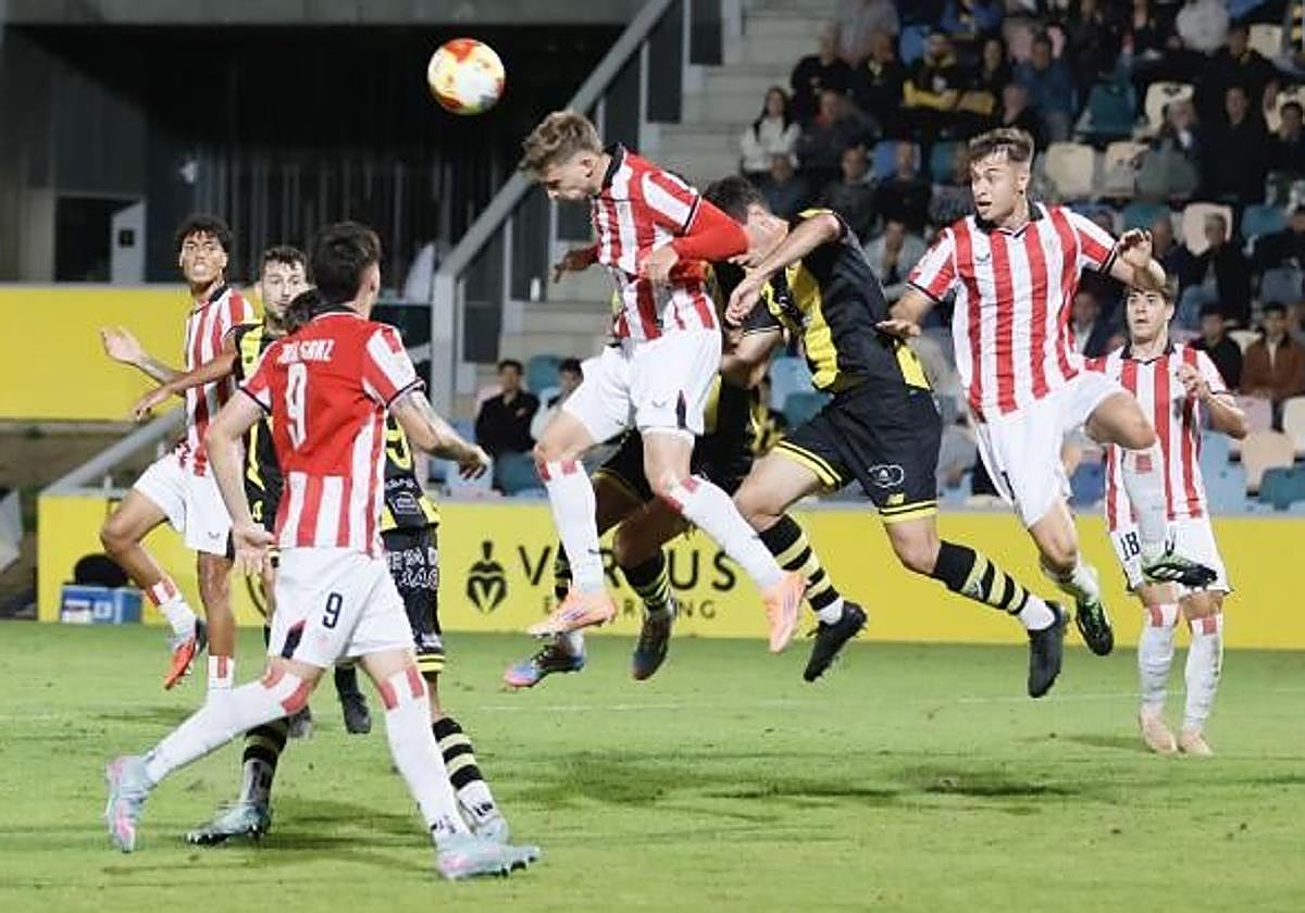 Un derbi de altos vuelos entre Bilbao Athletic y Barakaldo | El Correo