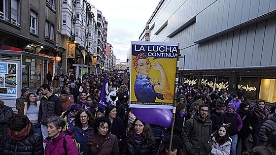 Las mujeres rompen por primera vez la barrera de las 500.000 cotizantes en Euskadi