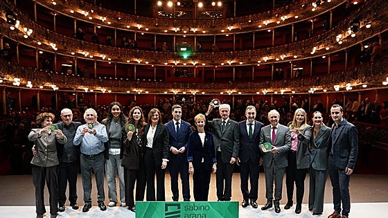 Los Premios Sabino Arana distinguen a quienes trabajan por una Euskadi «abierta al mundo»