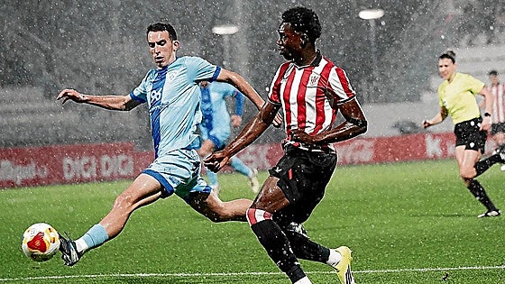 El Bilbao Athletic se lleva un tenso derbi