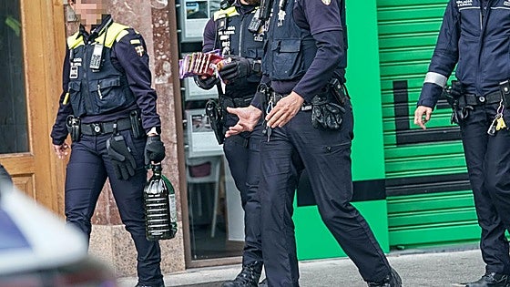 Alerta policial por la oleada de hurtos de productos gourmet en Vitoria