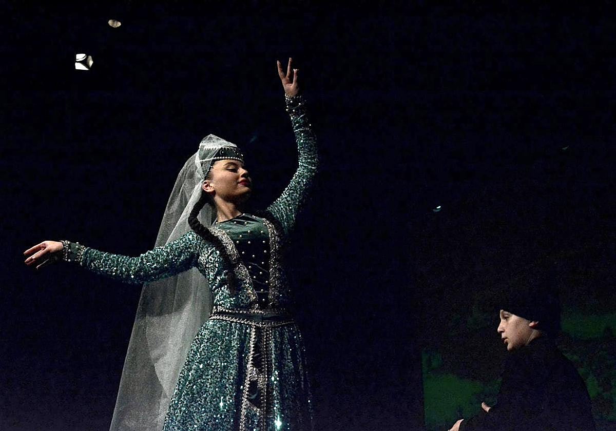 Un espectáculo folclórico que conecta la cultura georgiana y la vasca | El Correo