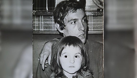 «Nadie nos ayudó cuando los GAL asesinaron a tiros a mi padre»