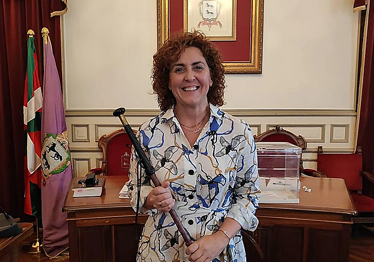 Dimite la alcaldesa de Santurtzi, Karmele Tubilla: «Estoy siendo utilizada para perjudicar la imagen del PNV»