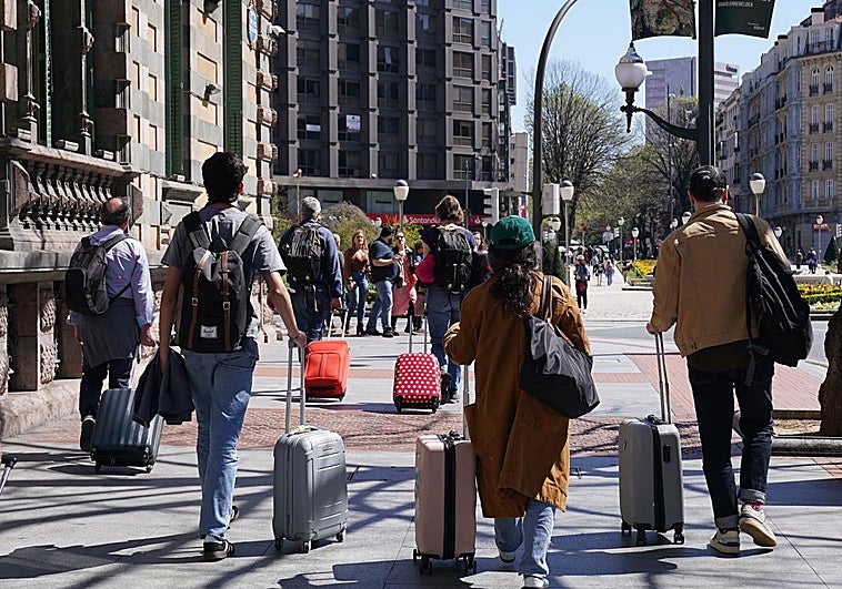 Bilbao desconoce si podrá aplicar la tasa turística en verano