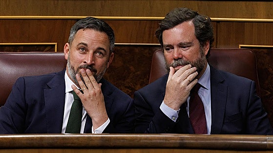 El reproche de Espinosa de los Monteros a Abascal por su reacción a la expulsión de Ortega Smith de Vox