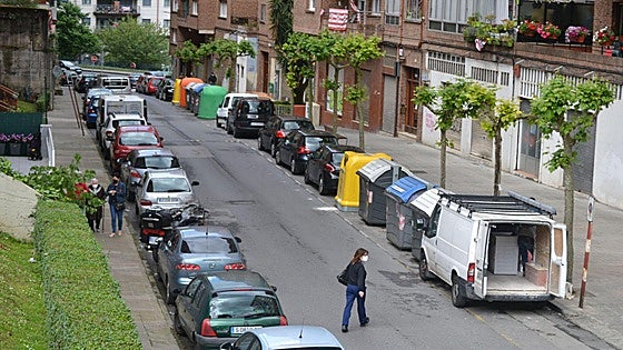 Arrigorriaga solo dejará a los vecinos aparcar en Abusu para evitar coches foráneos