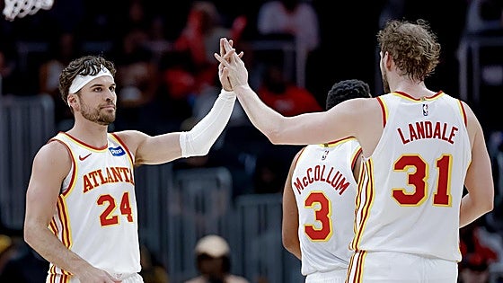 Hawksek ez dute 'Magic City Monday'rik izan, NBA «emakumeen tratu txarren konplize» ez bihurtzeko