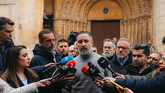 La campaña en Castilla y León agita el debate sobre la anexión de Treviño