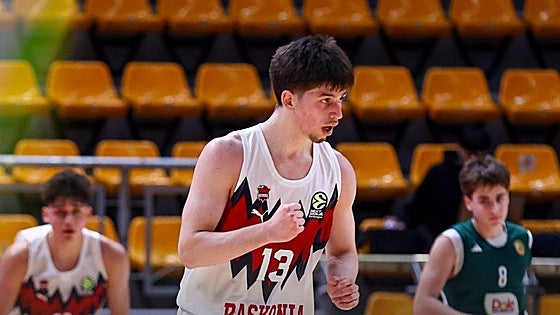 El georgiano Mate Khatiashvili comanda el recital del Baskonia en su estreno en la Euroliga junior