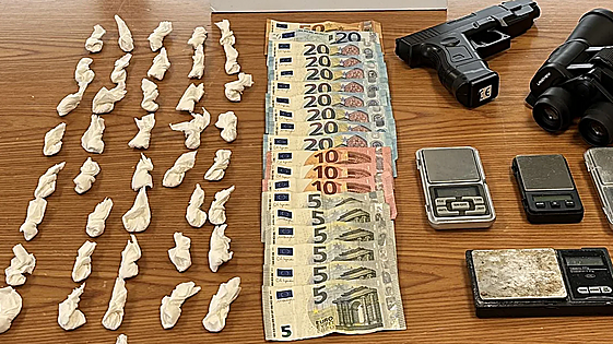 Le dan una brutal paliza y le introducen un palo en la vagina tras la desaparición de medio kilo de cocaína