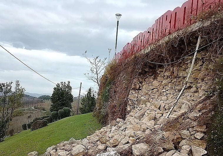 Bilbao inicia las obras para arreglar parte del muro del mirador de Artxanda