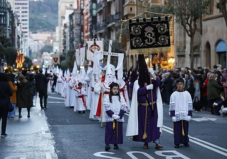 Los principales cortes de tráfico por las procesiones de Semana Santa en Bilbao: calles afectadas y horarios