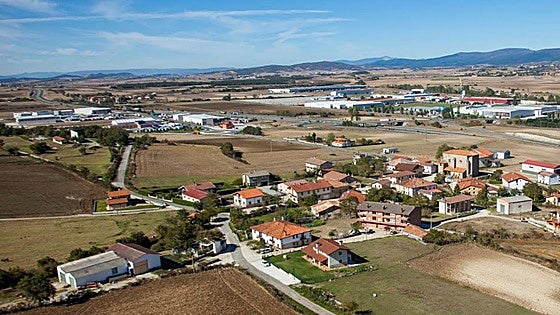Fallece un hombre de 55 años en un accidente en una granja de San Román de San Millán