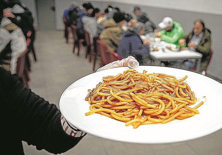 Euskadi detecta un aumento de familias que necesitan ayudas urgentes para poder comer
