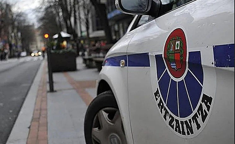 Apuñala a su mujer delante de sus cuatro hijos en Berriz