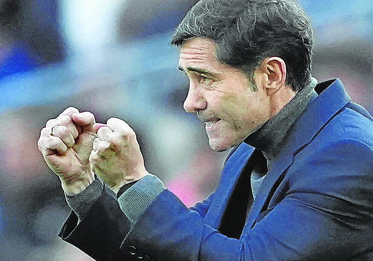 Marcelino vuelve a Bilbao como triunfador con el Villarreal, pero con dudas sobre su futuro