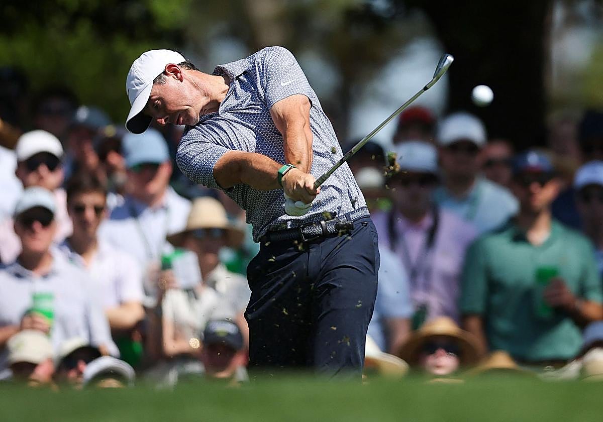 Rory McIlroy and Cameron Young Tied at -11 Heading Into Final Round