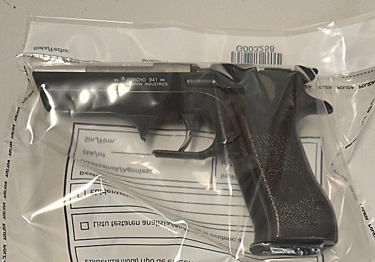 La Policía de Barakaldo detiene a tres varones por robos con violencia