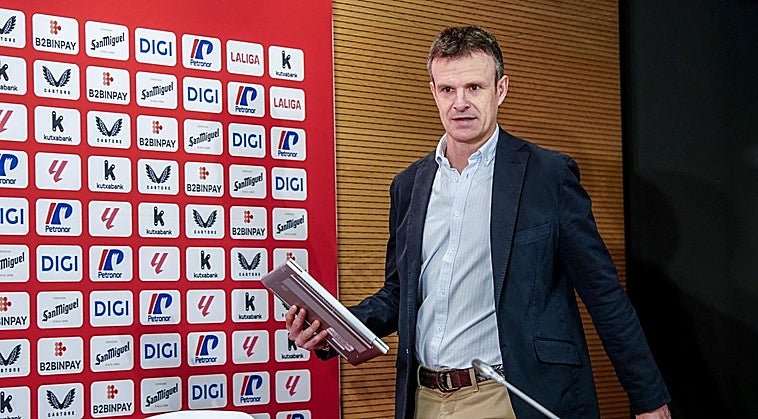 Jon Uriarte vuelve a sentarse en el sillón de Ibaigane