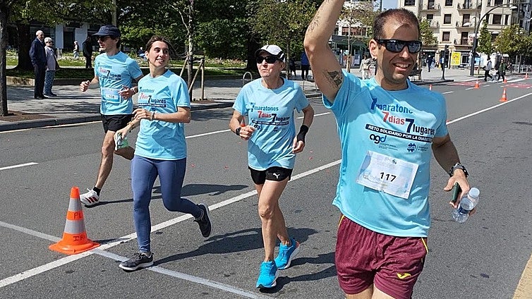 Siete maratones en 8 días para recaudar fondos con que investigar la diabetes
