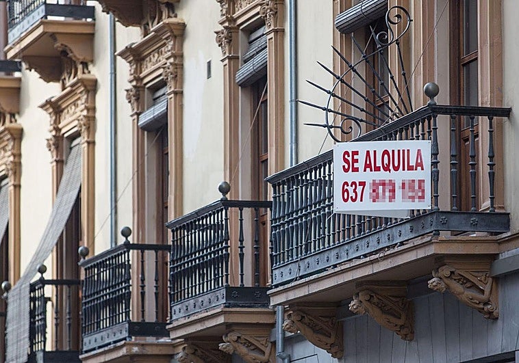 Inmobiliarias alertan de la retirada de pisos para alquiler tras la limitación de precios
