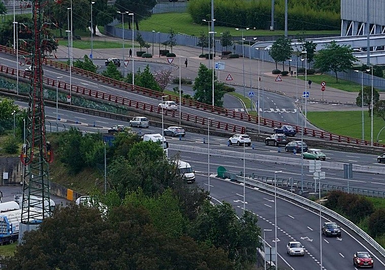 El radar que pasa de 80 km/h a 60 en una de las carreteras más transitadas de Bizkaia