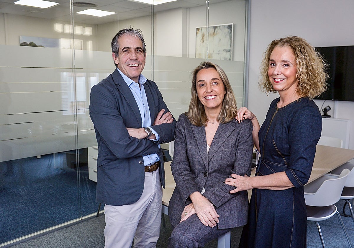 Los hijos abogados de Mario Fernández: «Nos dio clases mi padre y nunca pasamos del notable»