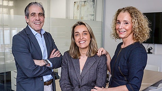 Los hijos abogados de Mario Fernández: «Nos dio clases mi padre y nunca pasamos del notable»