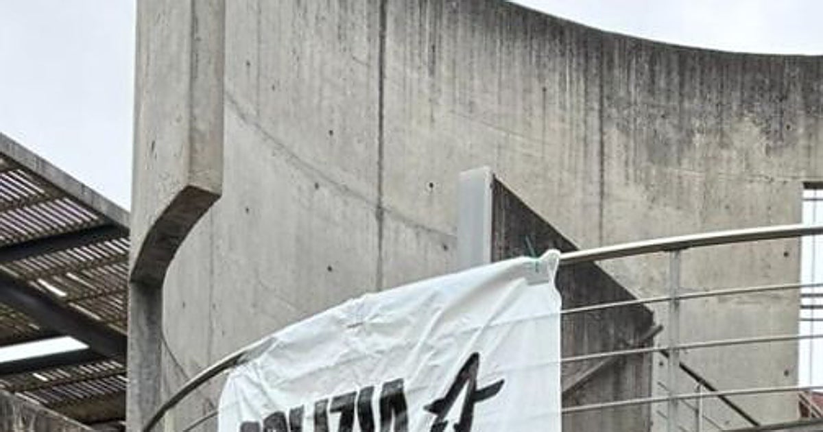 «No me voy a callar», dice la alcaldesa de Barakaldo tras la pancarta colocada por Ernai