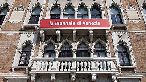 Dimite en bloque el jurado de la Bienal de Venecia tras la admisión de los pabellones de Israel y Rusia