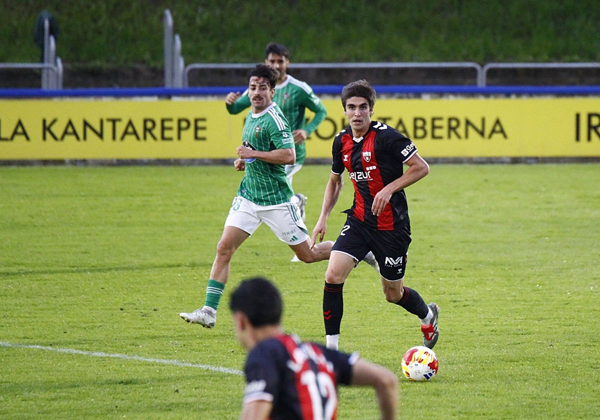 El Arenas consigue en Fadura el punto definitivo