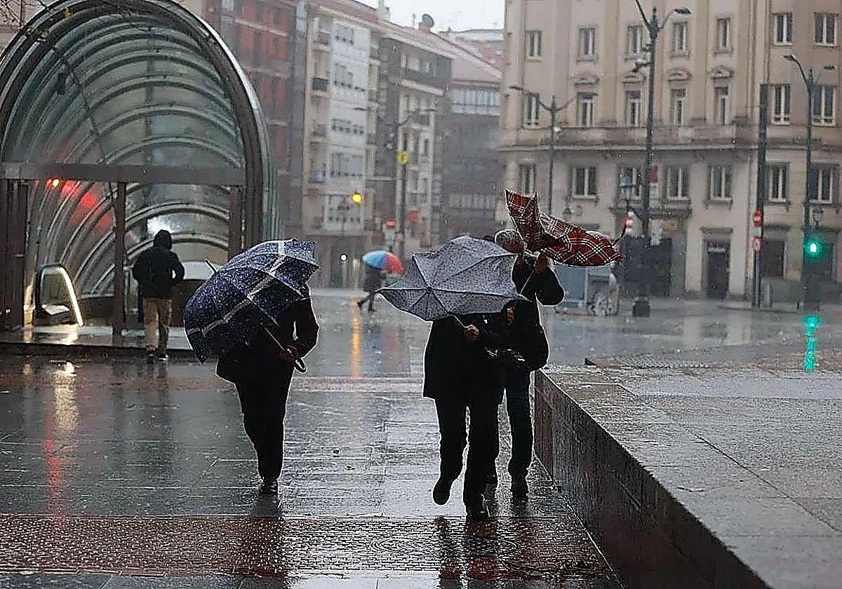 Anuncian otra tarde de tormentas en Bizkaia